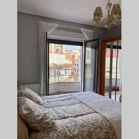 Daire Vivienda Con Impresionantes Vistas/apartamento Artza Bermeo